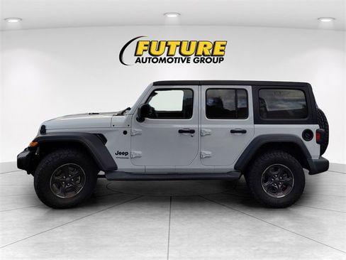 Used 2022 Jeep Wrangler Unlimited Sport image 8