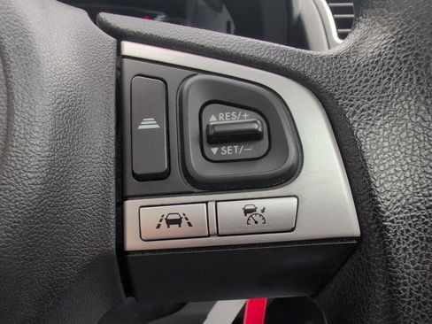 Used 2017 Subaru Forester 2.5i Premium AWD/4WD image 18