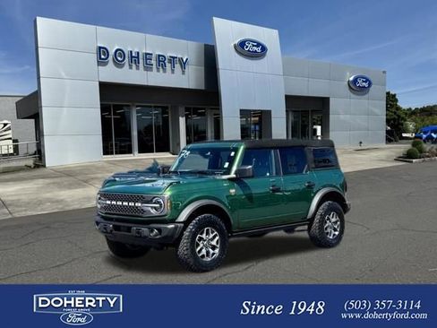 Certified 2023 Ford Bronco Badlands AWD/4WD image 1