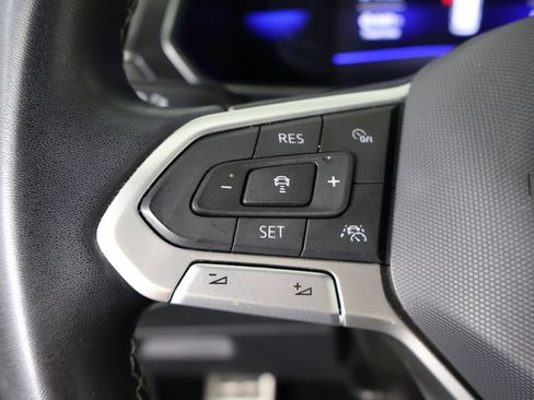 Used 2023 Volkswagen Tiguan SE R-Line FWD image 45