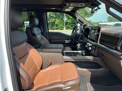 Used 2024 Ford F250 King Ranch w/ FX4 Off-Road Package AWD/4WD image 11