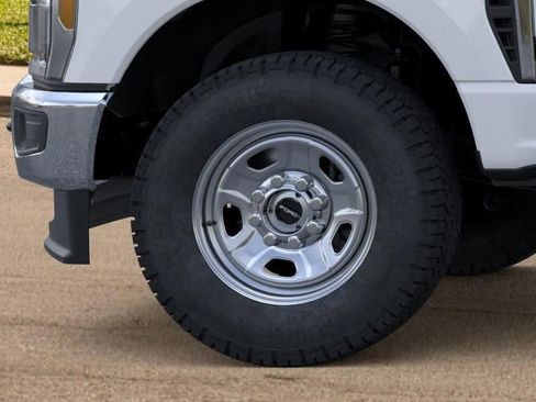 New 2025 Ford F350 XL w/ XL Chrome Package image 19