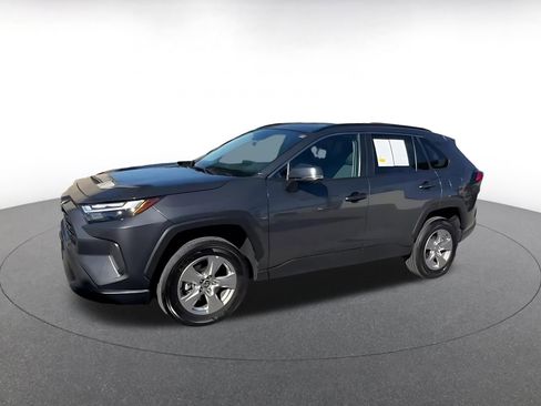 Used 2025 Toyota RAV4 XLE image 8