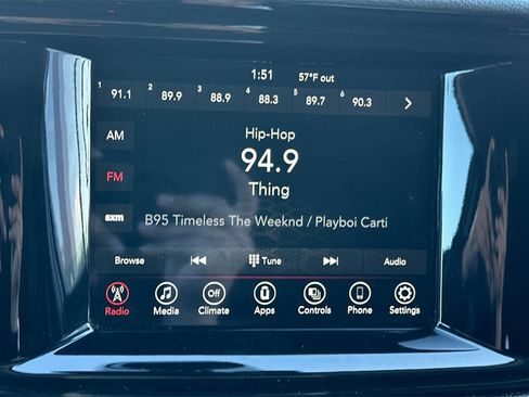 Used 2021 Dodge Durango SXT w/ 3rd Row Seating Group image 23