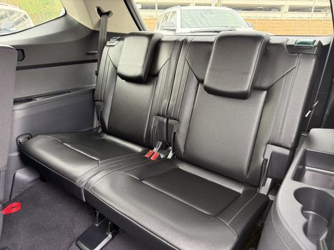 Used 2019 Volkswagen Atlas SE image 16