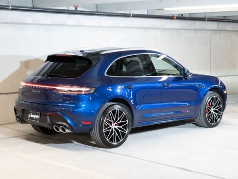 Certified 2024 Porsche Macan S AWD/4WD image 9