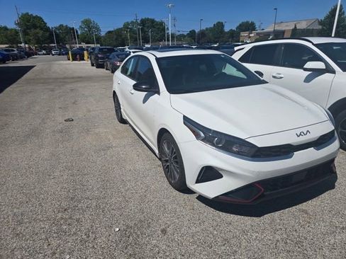 Used 2024 Kia Forte GT-Line w/ GT-Line Premium Package FWD image 2