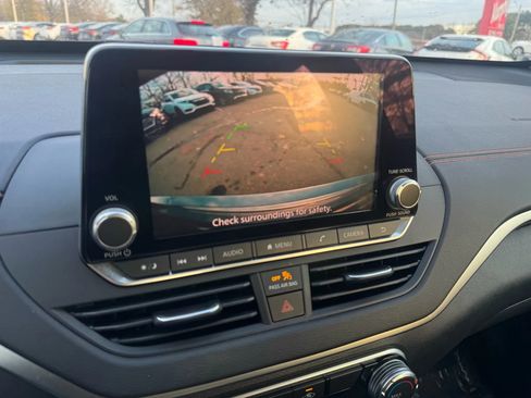 Used 2019 Nissan Altima 2.5 SR image 25