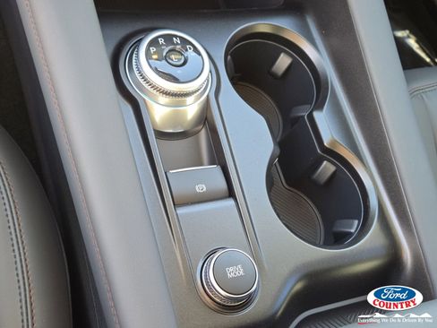 New 2026 Ford Explorer Active w/ Active Comfort Package image 15