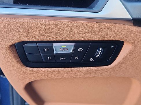 Certified 2023 BMW 330i xDrive Sedan w/ Premium Package image 22