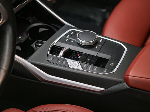 Used 2024 BMW 330i Sedan w/ M Sport Package RWD image 21