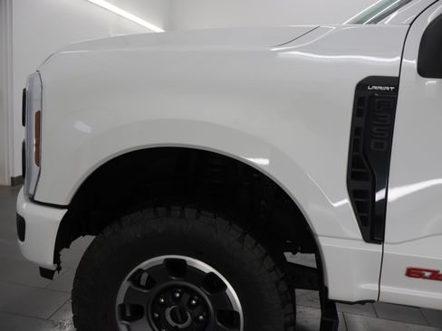 Used 2024 Ford F350 Lariat w/ Lariat Ultimate Package AWD/4WD image 36