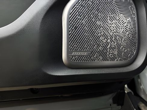 Used 2024 GMC Hummer EV 2X w/ LPO, Illumination Package image 24