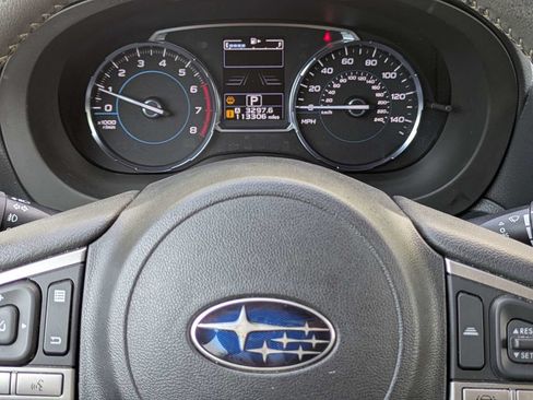 Used 2017 Subaru Forester 2.5i Touring AWD/4WD image 31