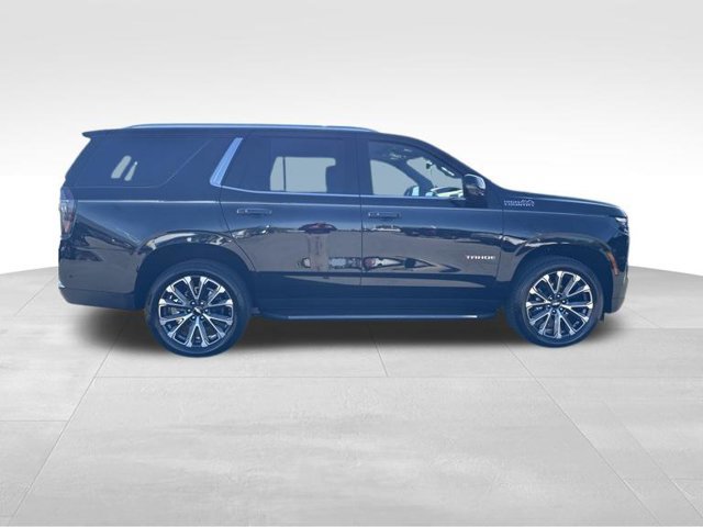 New 2026 Chevrolet Tahoe High Country AWD/4WD image 6