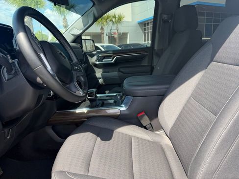 Used 2024 Chevrolet Silverado 1500 LT Trail Boss w/ Protection Package AWD/4WD image 8