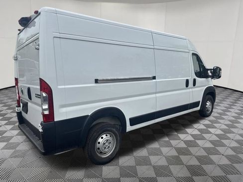 Used 2023 RAM ProMaster 2500 FWD image 5
