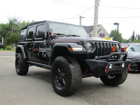 Used 2018 Jeep Wrangler Unlimited Rubicon AWD/4WD image 1