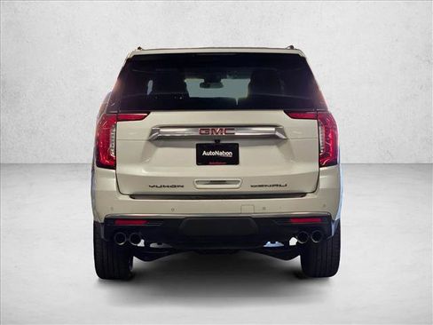 Used 2023 GMC Yukon Denali image 7