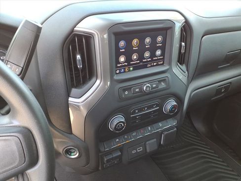 Used 2024 Chevrolet Silverado 1500 Custom Trail Boss image 21