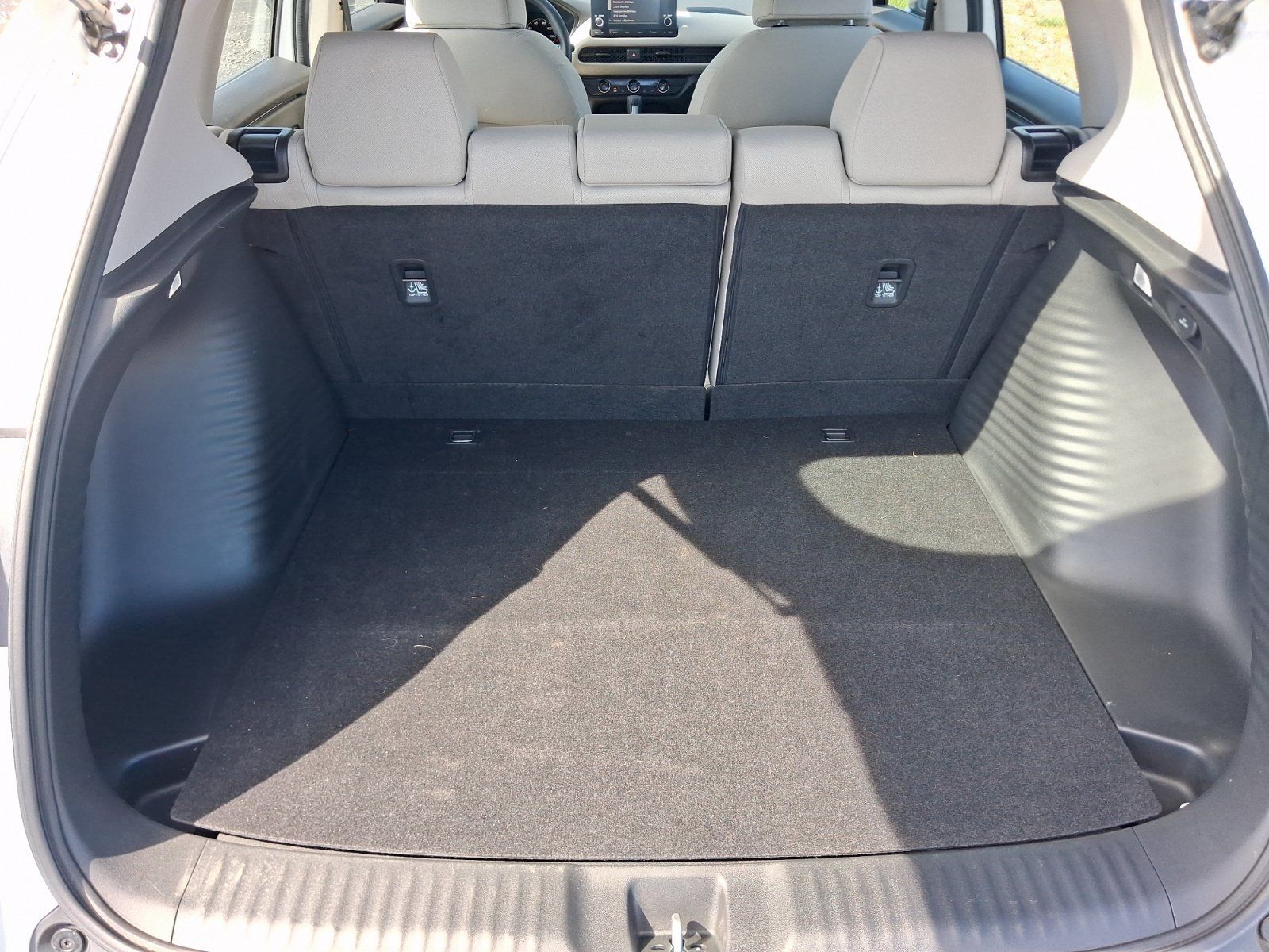 Used 2025 Honda HR-V LX image 23