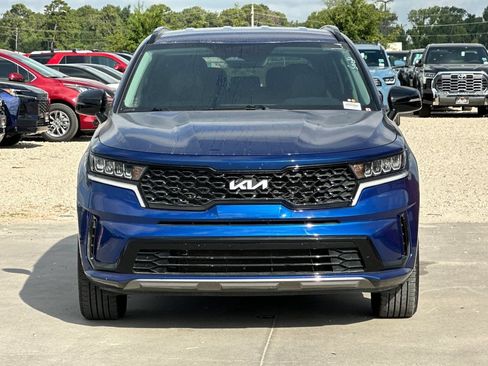 Used 2023 Kia Sorento S FWD image 9