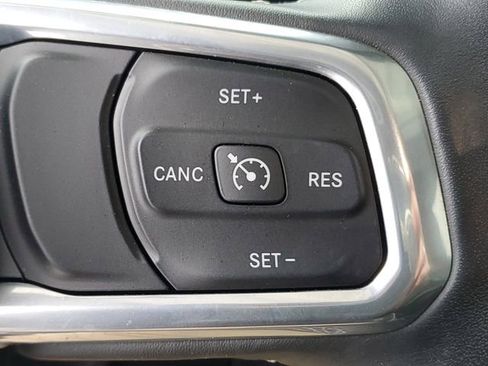 Used 2023 Jeep Wrangler Unlimited Sahara w/ Cold Weather Group image 11