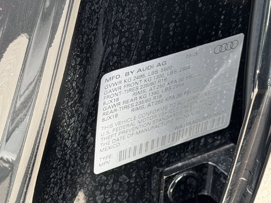 Used 2025 Audi Q5 Premium w/ Convenience Package AWD/4WD image 31