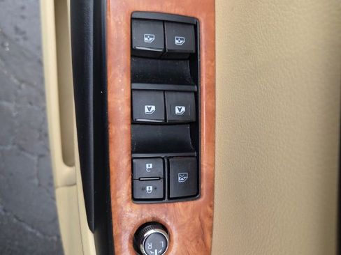 Used 2018 Toyota Highlander Plus image 29