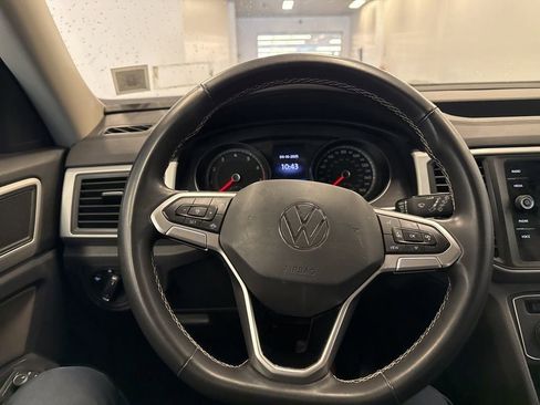 Used 2021 Volkswagen Atlas SE w/ Panoramic Sunroof Package image 24