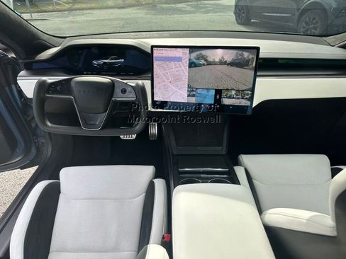 Used 2026 Tesla Model S Plaid AWD/4WD image 24