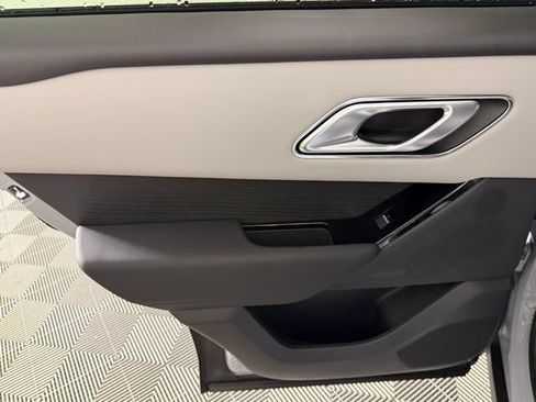 Used 2026 Land Rover Range Rover Velar Dynamic SE AWD/4WD image 26