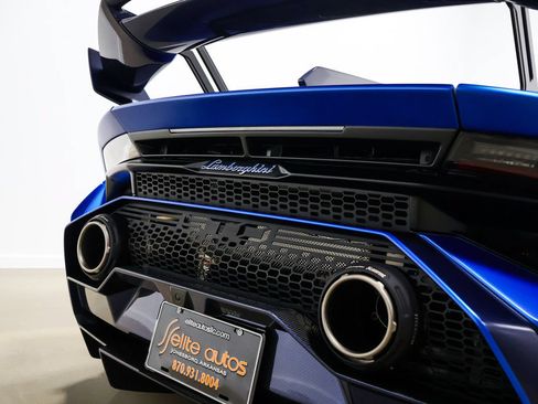 Used 2023 Lamborghini Huracan STO RWD image 99