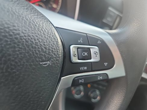 Used 2019 Volkswagen Jetta S w/ Driver Assistance Package FWD image 11