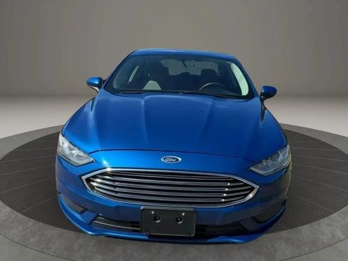 Used 2017 Ford Fusion S FWD image 2