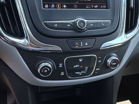 Used 2023 Chevrolet Equinox LT w/ LPO, Floor Liner Package FWD image 30