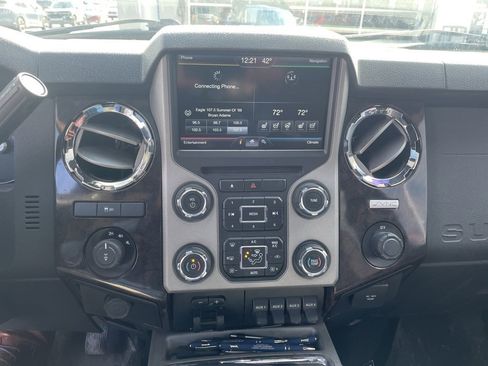 Used 2016 Ford F250 Platinum w/ Snow Plow Prep Package image 10