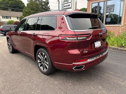 Used 2021 Jeep Grand Cherokee L Overland w/ Advanced Protech Group III AWD/4WD image 4