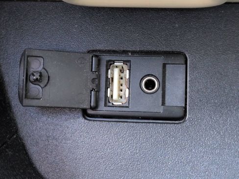 Used 2016 Toyota Highlander XLE AWD/4WD image 28
