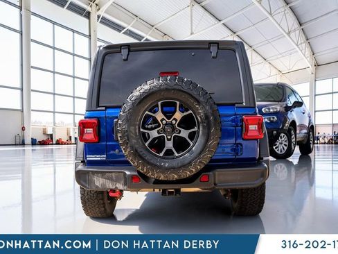 Used 2018 Jeep Wrangler Unlimited Rubicon AWD/4WD image 29