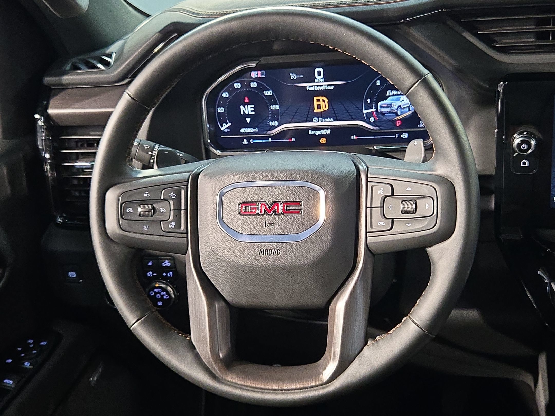 Used 2025 GMC Sierra 1500 AT4 AWD/4WD image 26
