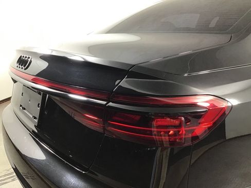 Used 2020 Audi S8 L w/ Full Leather Package AWD/4WD image 16
