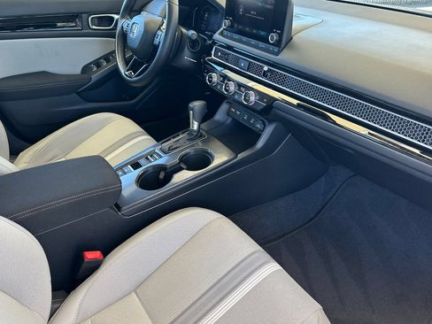 Certified 2025 Honda Civic FWD Hybrid Sedan image 15