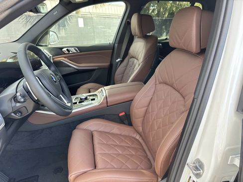 New 2026 BMW X5 xDrive40i w/ Climate Comfort Package image 22