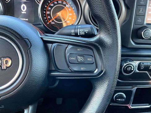 Certified 2020 Jeep Wrangler Unlimited Sport image 28