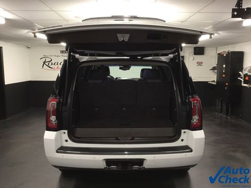 Used 2019 GMC Yukon Denali image 12