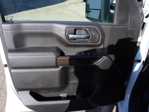 Used 2023 Chevrolet Silverado 2500 LT w/ Convenience Package image 19