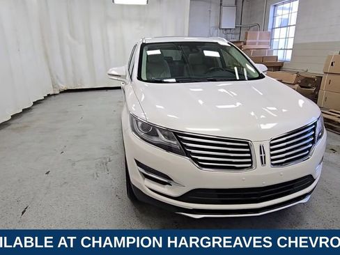 Used 2018 Lincoln MKC Reserve w/ Lincoln MKC Climate Package image 3
