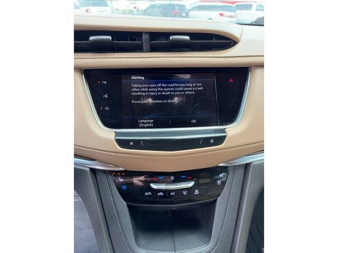 Used 2022 Cadillac XT5 Sportv w/ LPO, ONYX Package AWD/4WD image 7