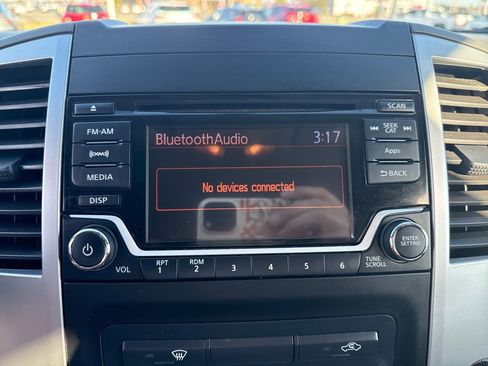 Used 2016 Nissan Frontier SV image 21